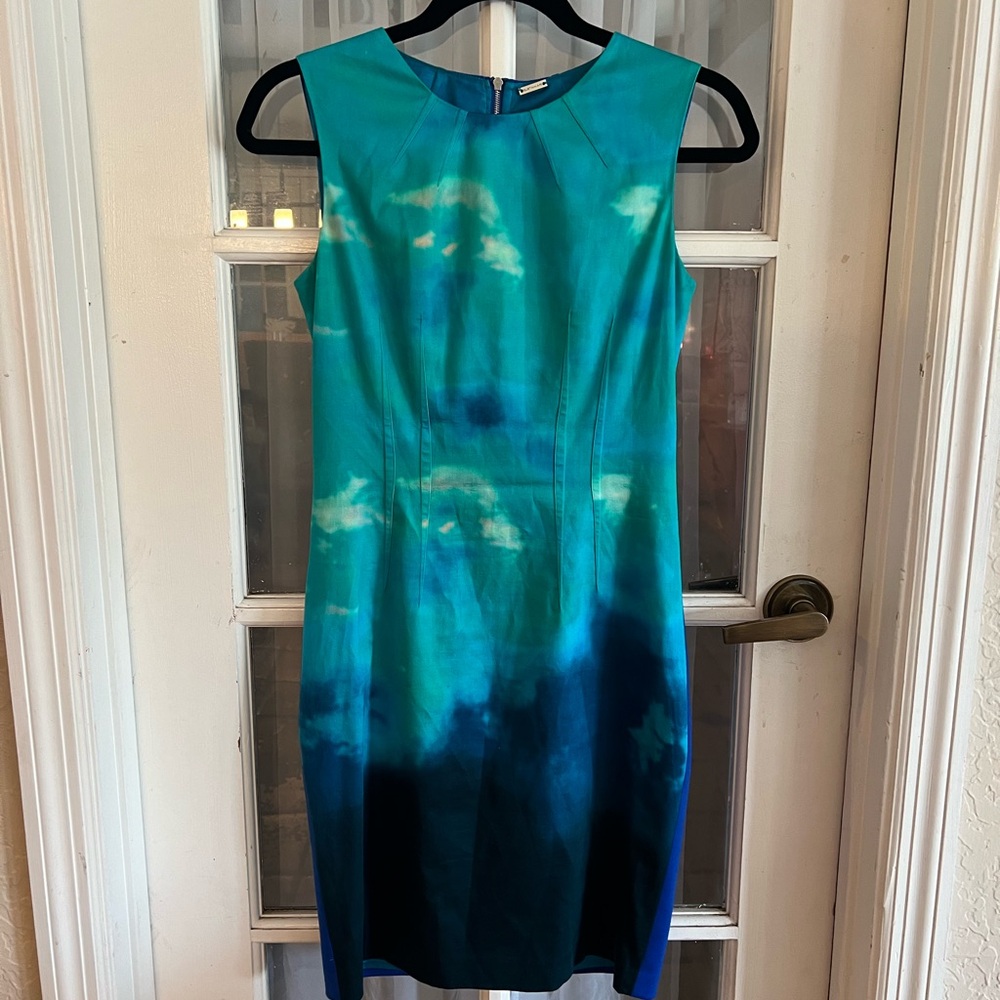 EUC SZ 2 Elie Tahari Watercolor Printed sheath dress